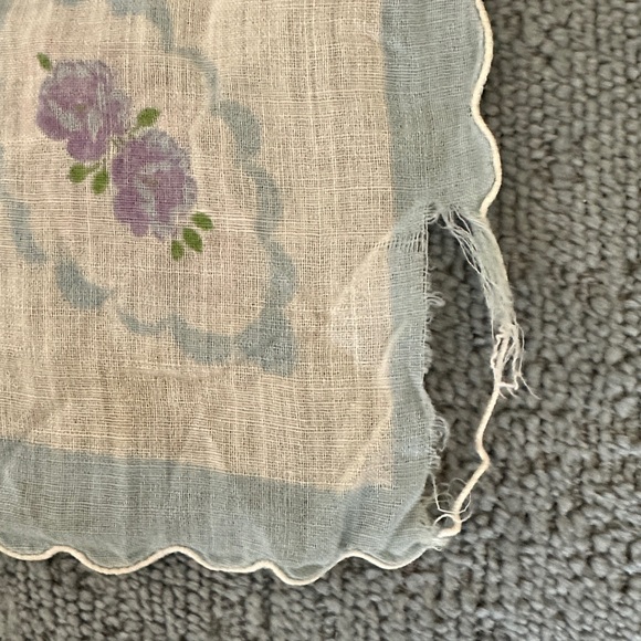 Lot of 6 Vintage Women Floral Print Handkerchiefs - Picture 6 of 10